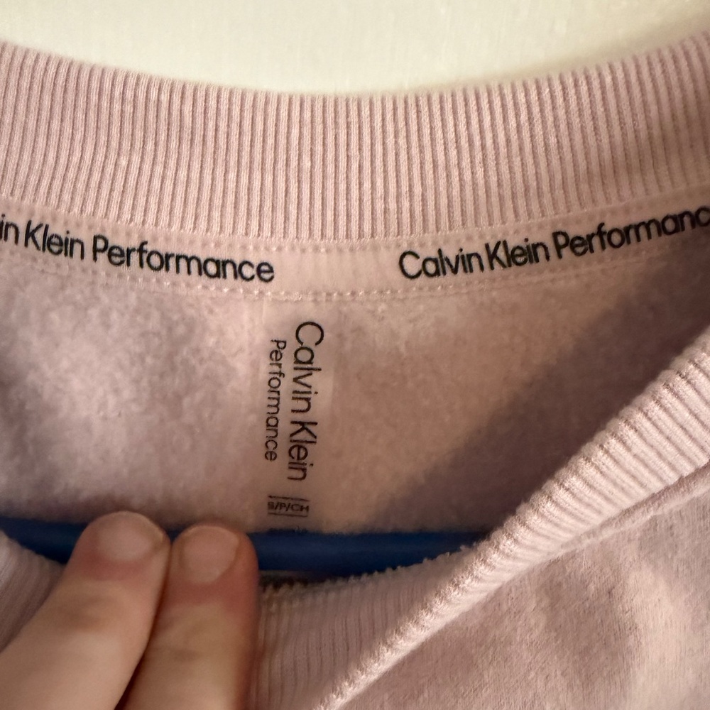 Calvin Klein Performance Powder pink crew neck sweatshirt size Small ( 195) - Picture 2 of 5